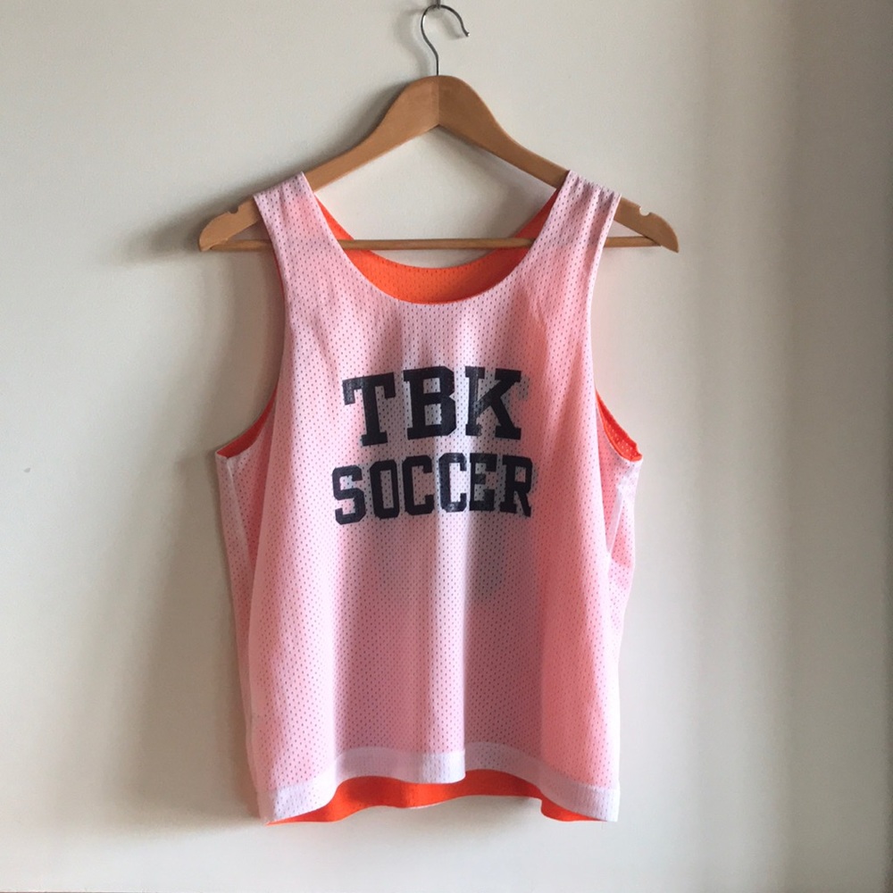 Reversible soccer jersey
